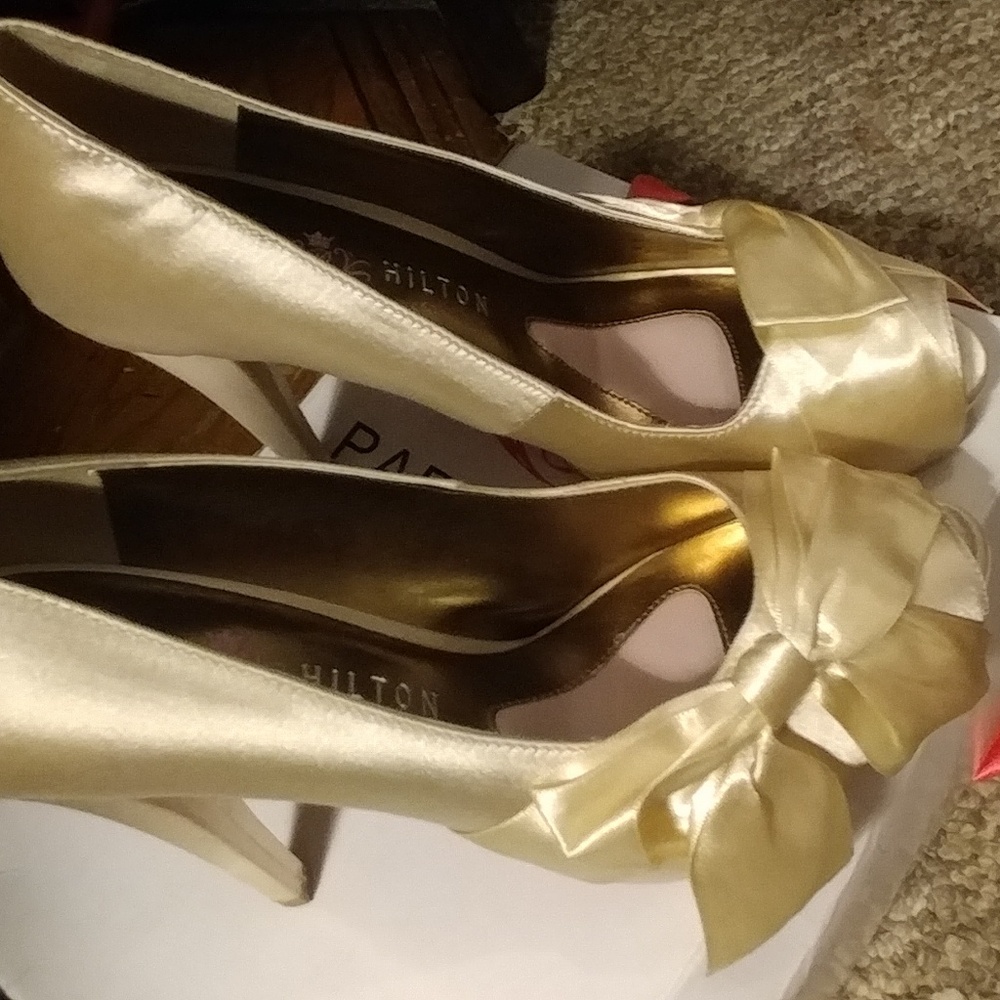 Paris Hilton high heels shoes. l